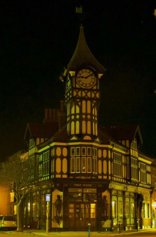 Thirty Barons Villa Southsea Exterior photo